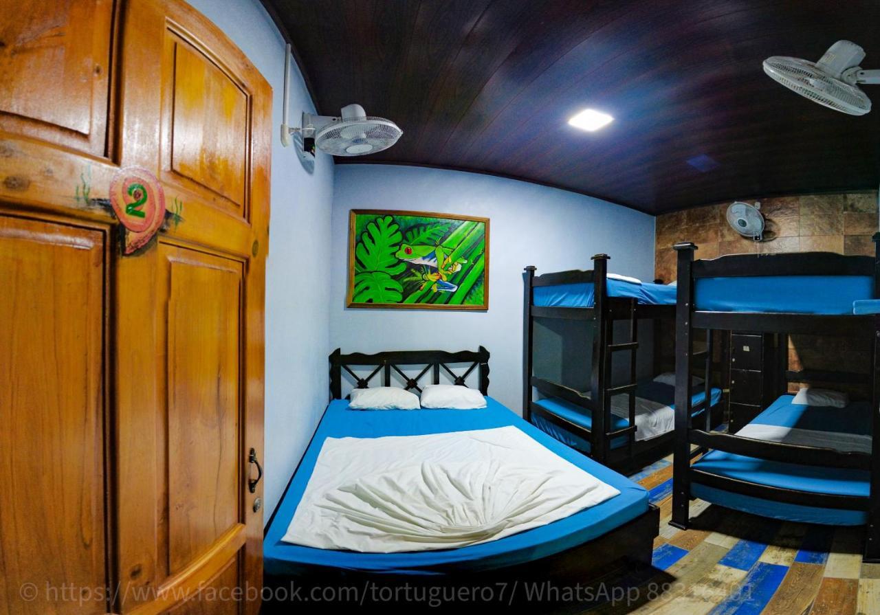 Hostel Tortuguero 7Backpackers Luaran gambar