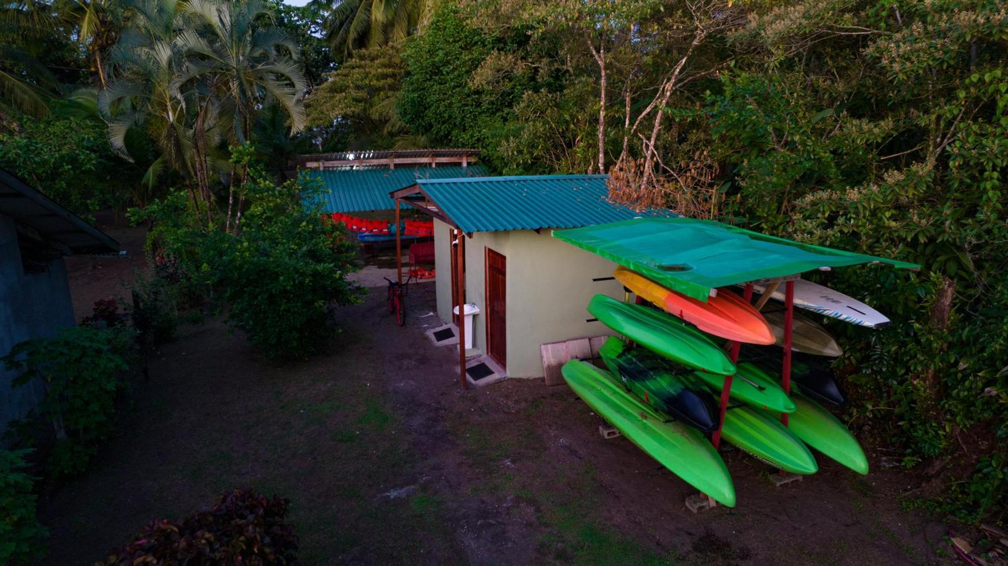 Hostel Tortuguero 7Backpackers Luaran gambar